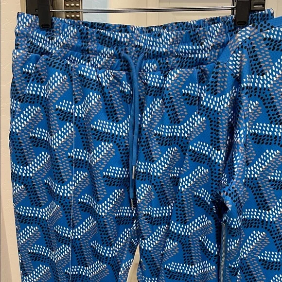 Size Large Women’s Set Blue Geometric Patterned Tracksuit - Picture 6 of 10